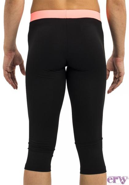 Ervy Caprihose von hinten